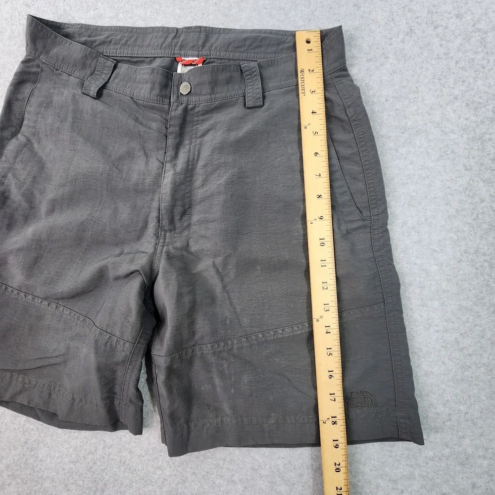 The North Face Chino Shorts Men 32 Gray Nylon Pockets Outdoors Hiking Activewear